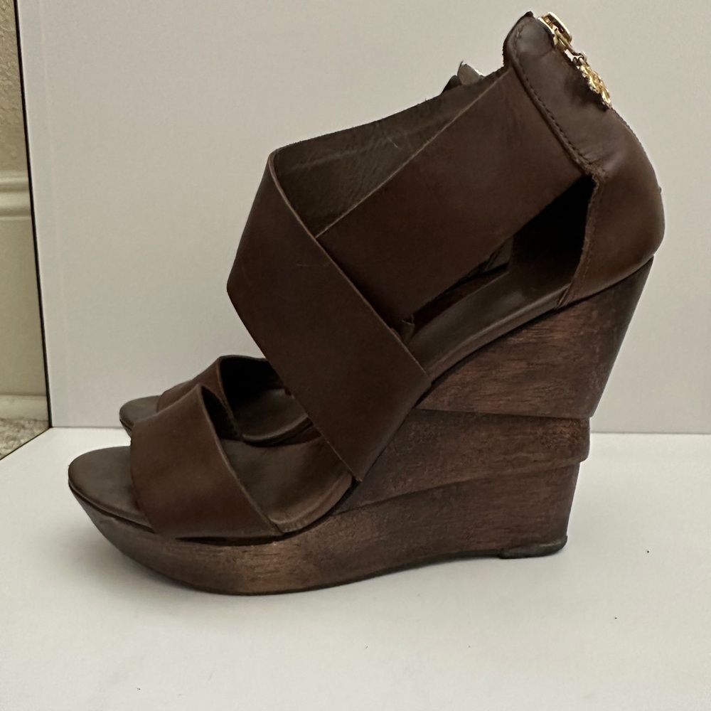 Diane von Furstenberg Opal Brown crisscross wedge sandal Sz 38